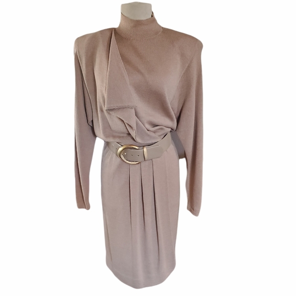 St. John Dresses & Skirts - Vintage St.John by Marie Gray Sweater Dress